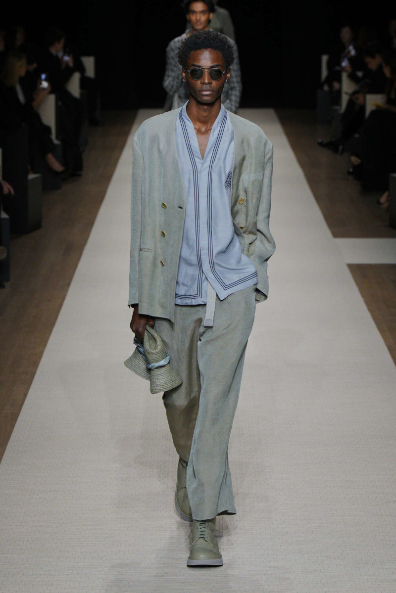 Giorgio Armani fashion show for Spring/Summer 2025