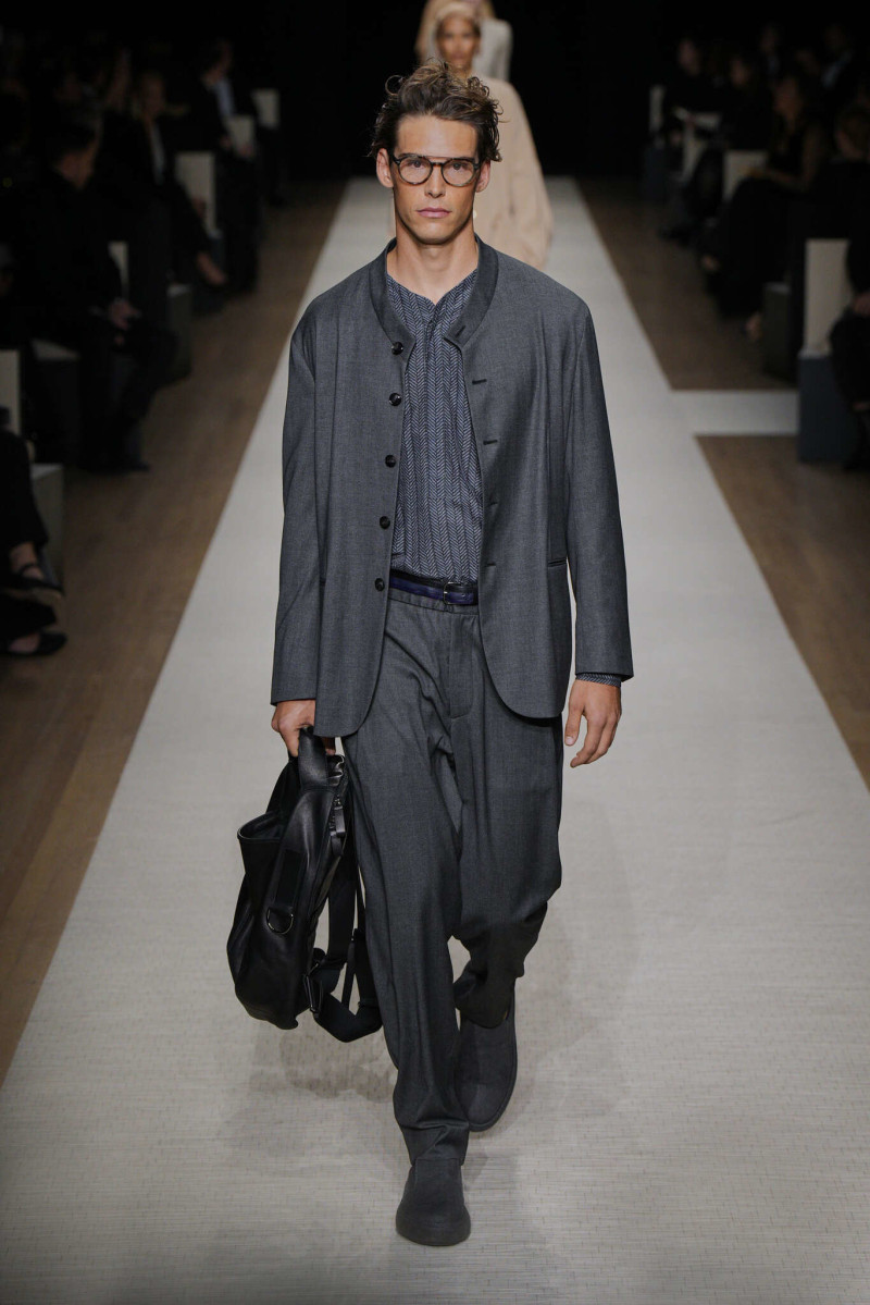 Giorgio Armani fashion show for Spring/Summer 2025