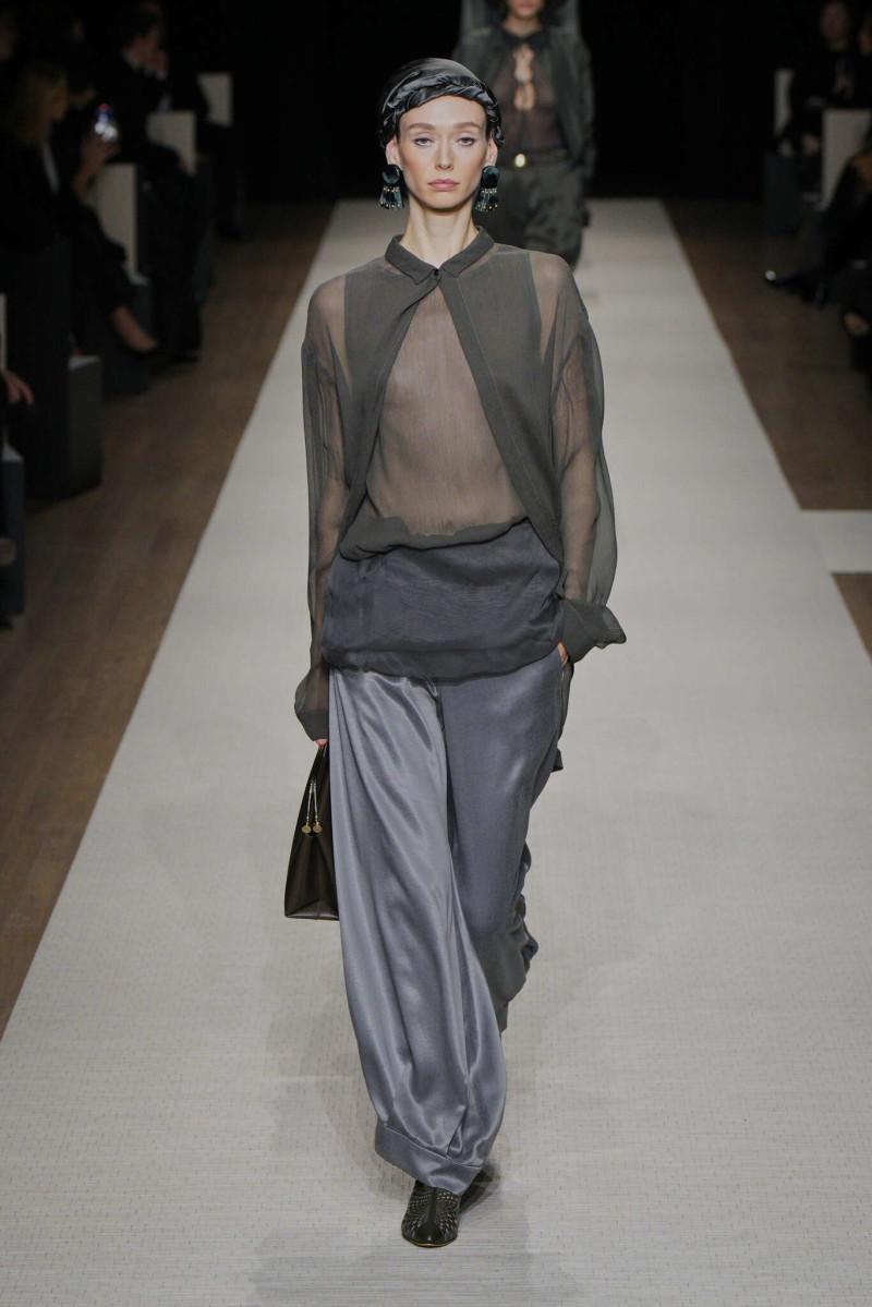 Giorgio Armani fashion show for Spring/Summer 2025