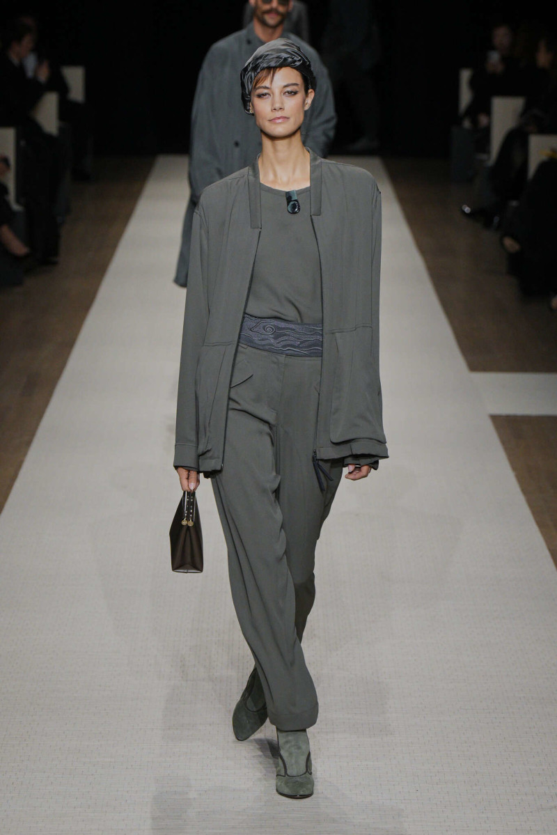 Giorgio Armani fashion show for Spring/Summer 2025