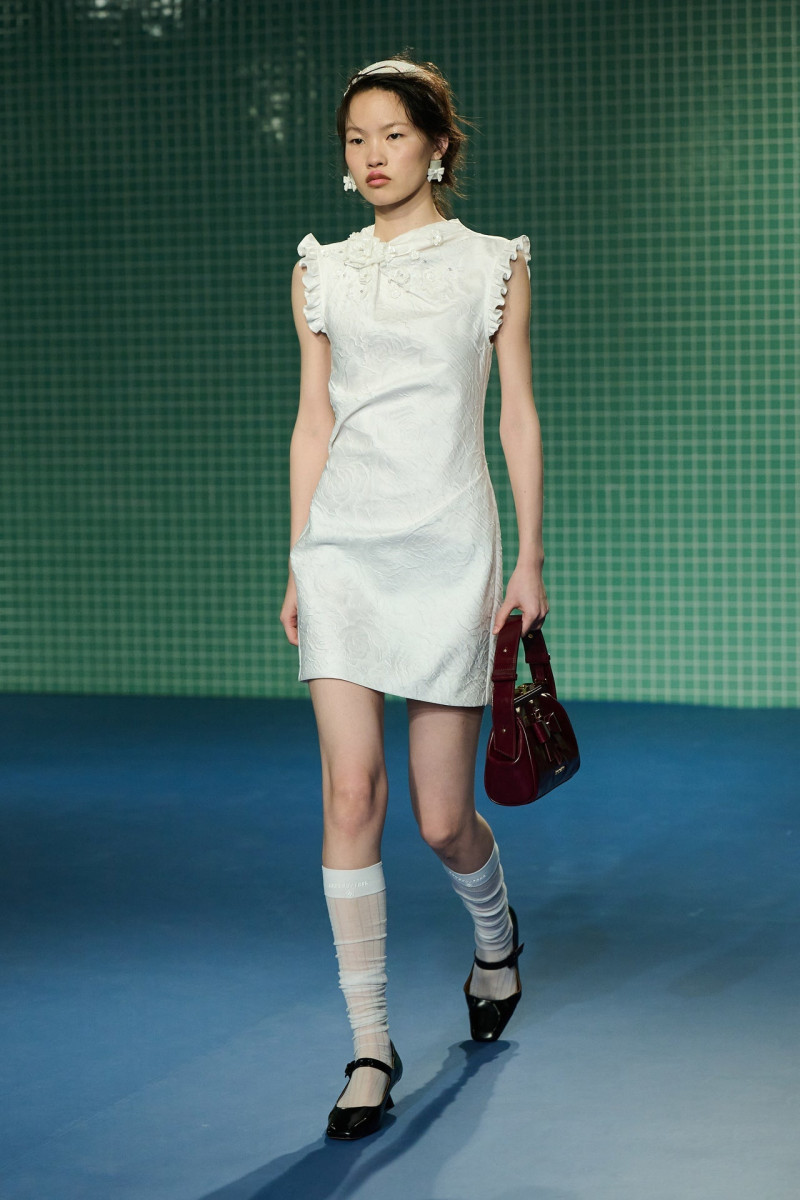 Shushu/tong fashion show for Spring/Summer 2025