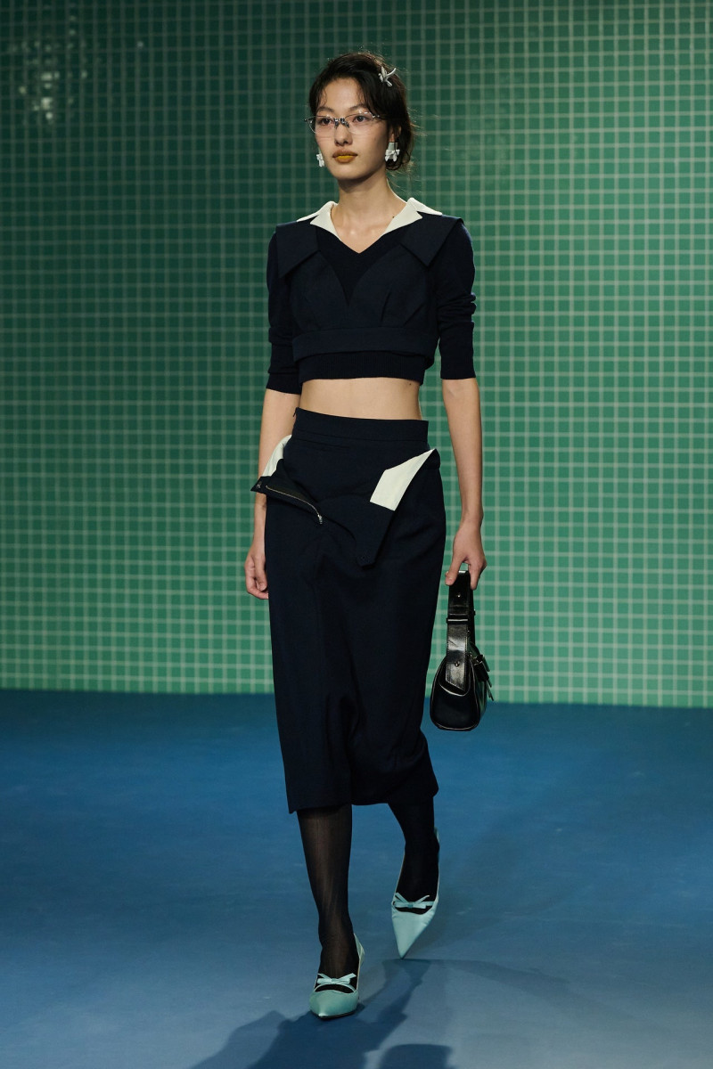 Shushu/tong fashion show for Spring/Summer 2025