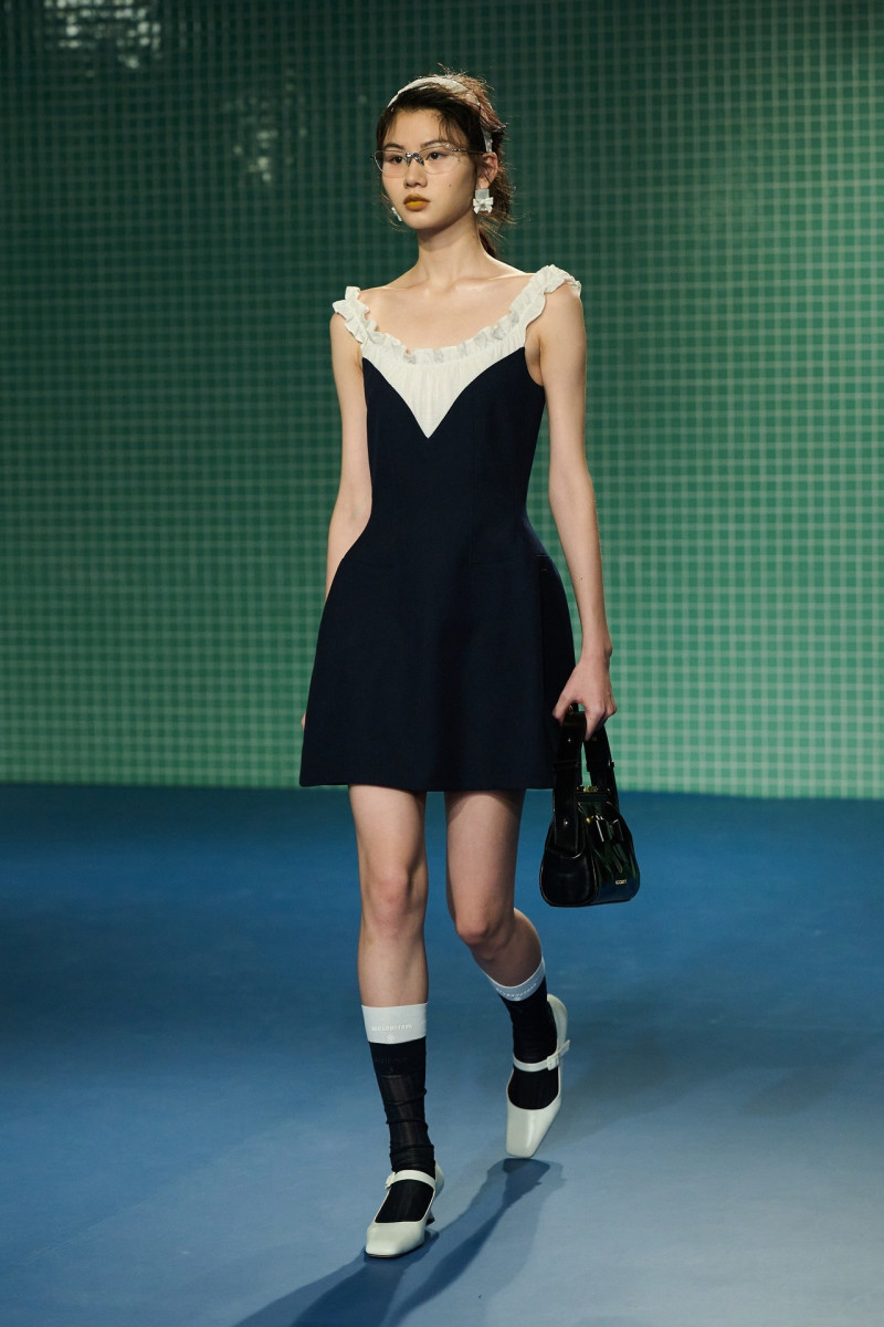 Shushu/tong fashion show for Spring/Summer 2025