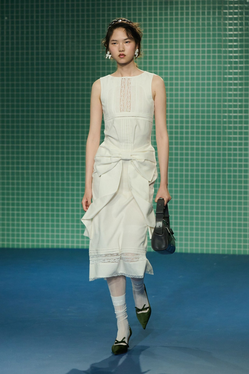 Shushu/tong fashion show for Spring/Summer 2025