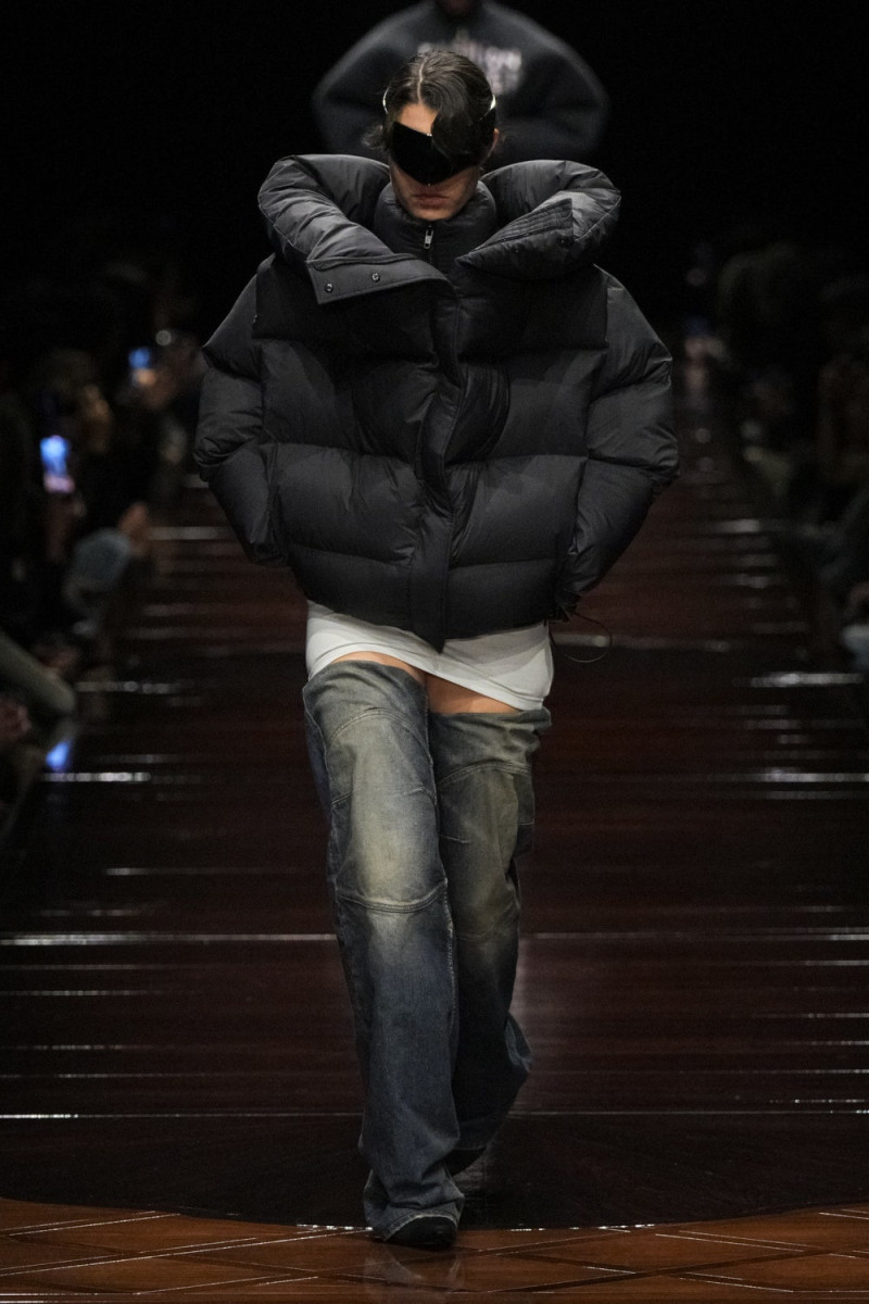 Balenciaga fashion show for Spring/Summer 2025