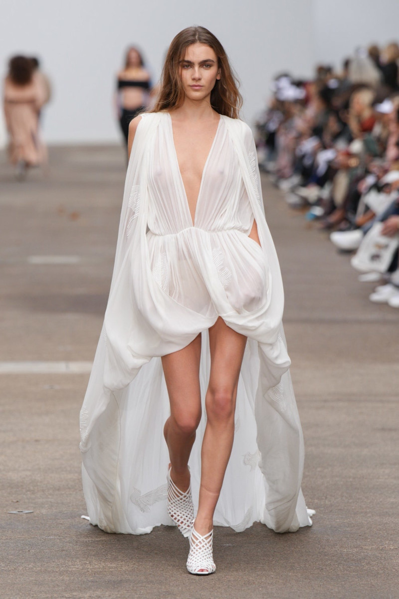 Stella McCartney fashion show for Spring/Summer 2025