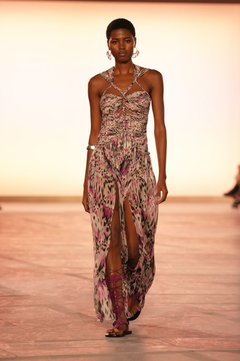 Isabel Marant fashion show for Spring/Summer 2025