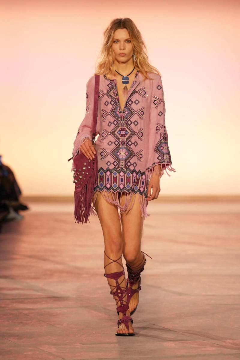 Isabel Marant fashion show for Spring/Summer 2025