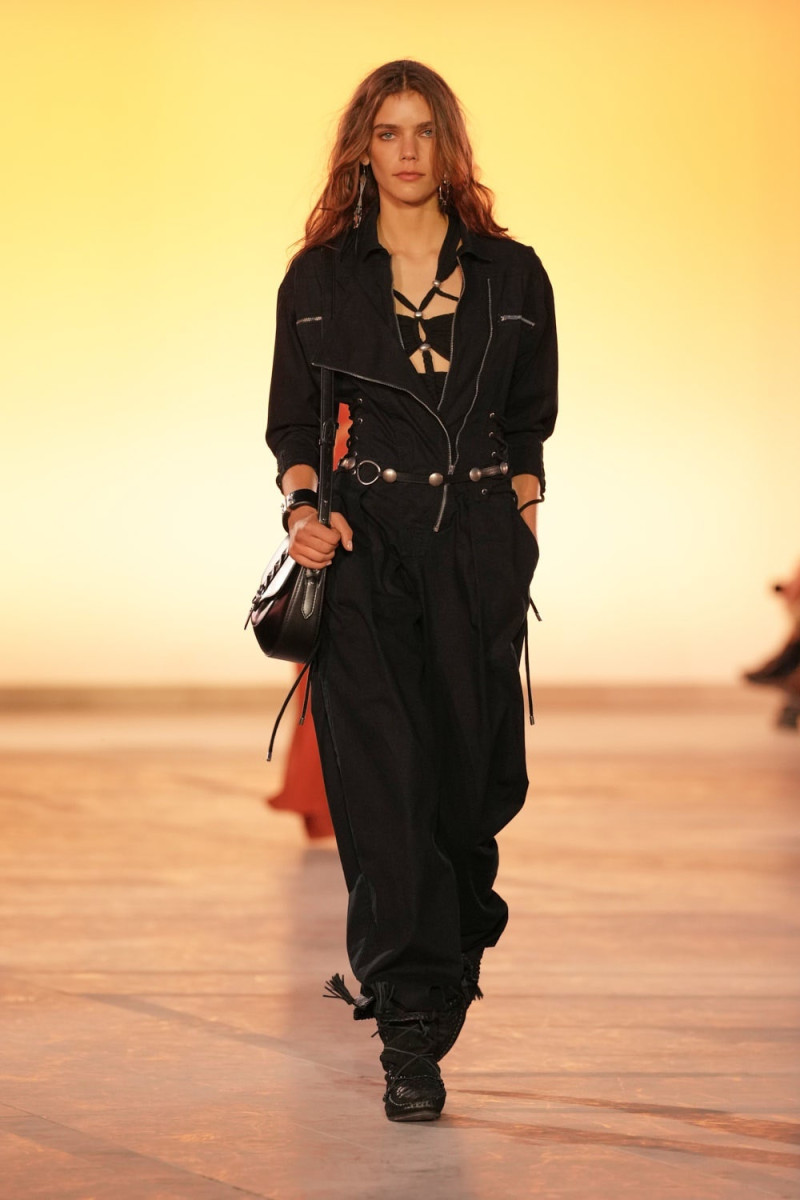 Isabel Marant fashion show for Spring/Summer 2025