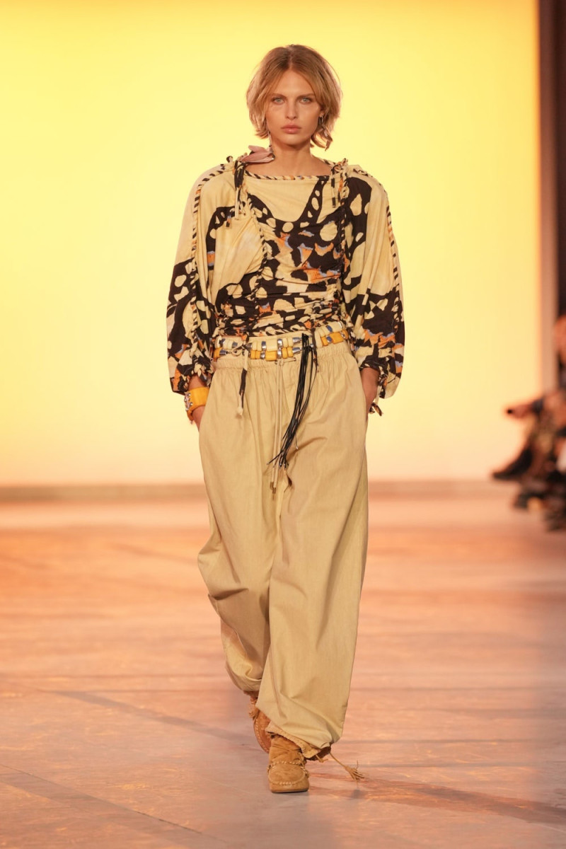 Isabel Marant fashion show for Spring/Summer 2025