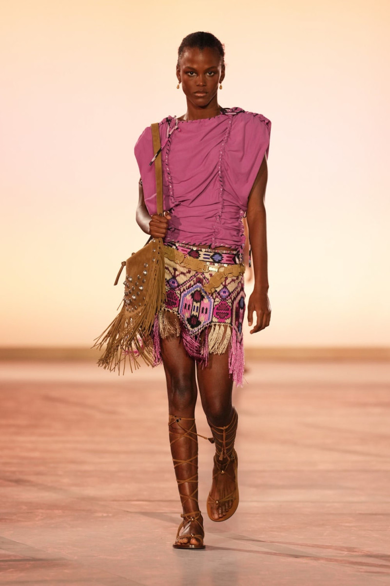 Isabel Marant fashion show for Spring/Summer 2025