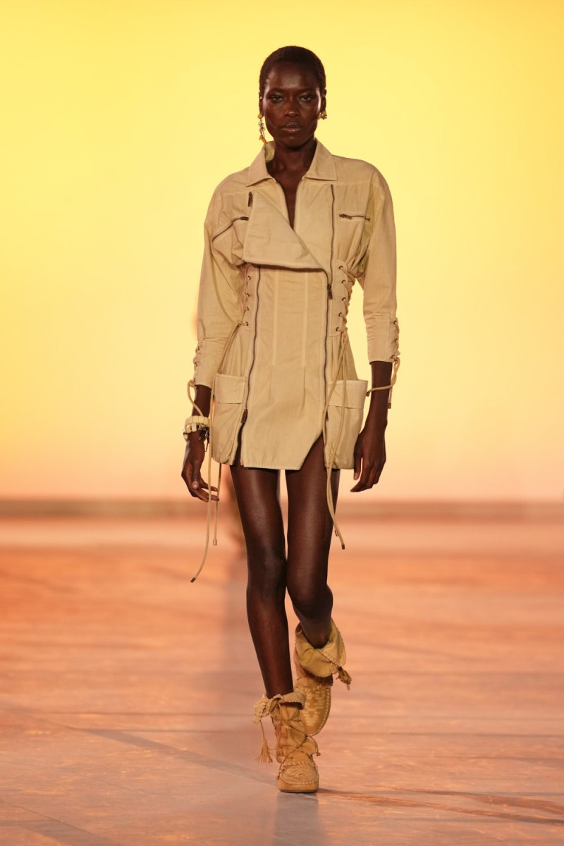 Isabel Marant fashion show for Spring/Summer 2025