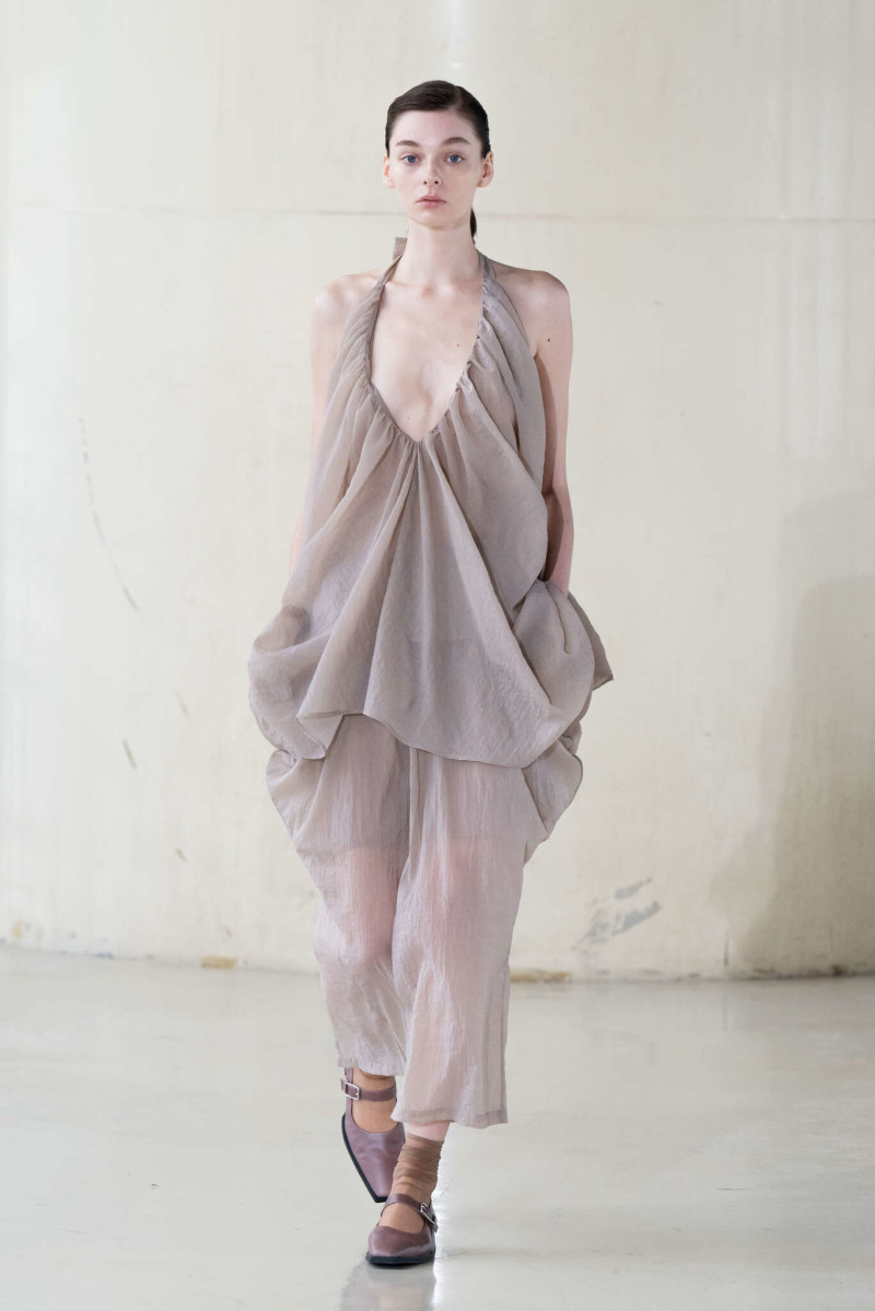 Dawei by Belle Ninon fashion show for Spring/Summer 2025