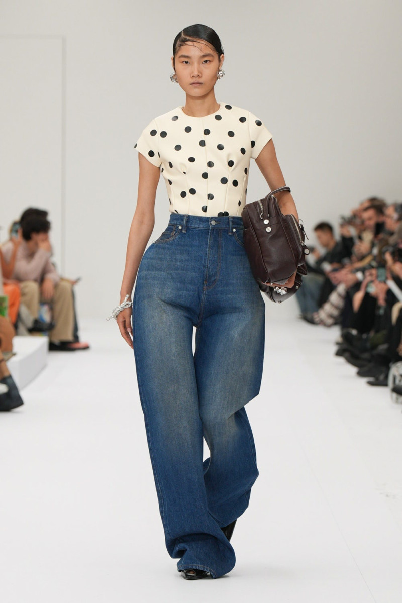 Acne Studios fashion show for Spring/Summer 2025