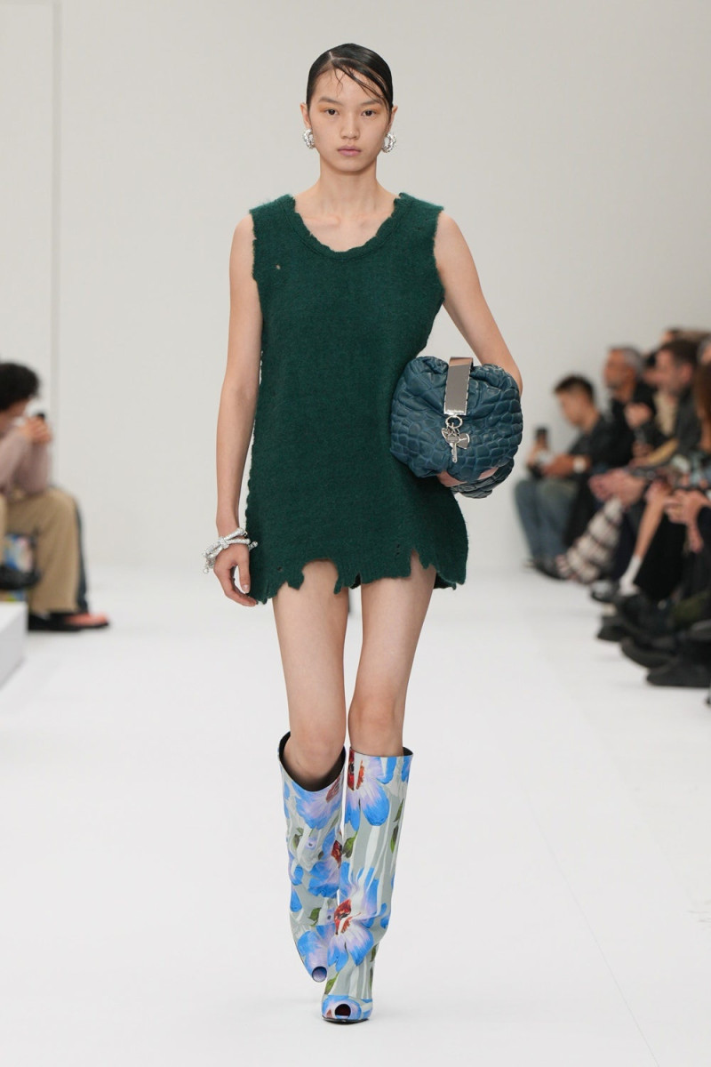 Acne Studios fashion show for Spring/Summer 2025