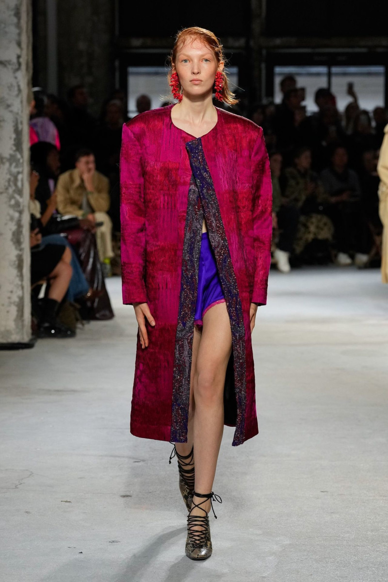 Dries van Noten fashion show for Spring/Summer 2025