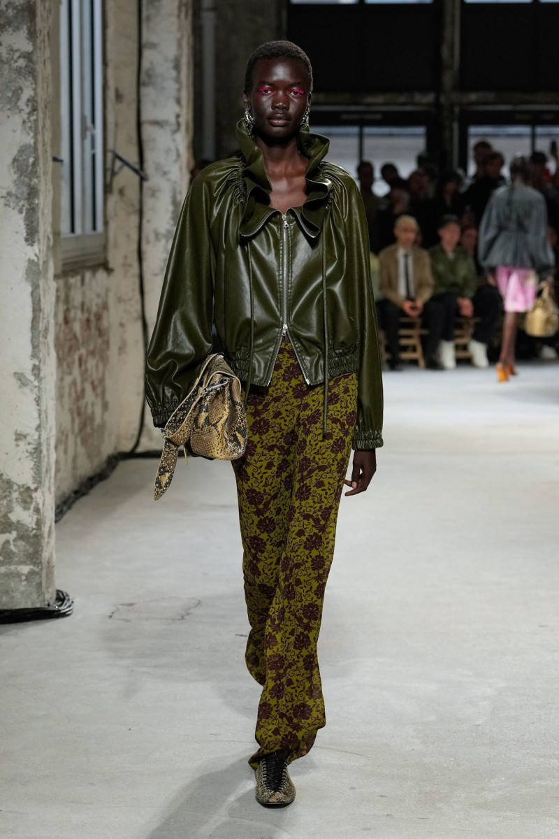 Dries van Noten fashion show for Spring/Summer 2025