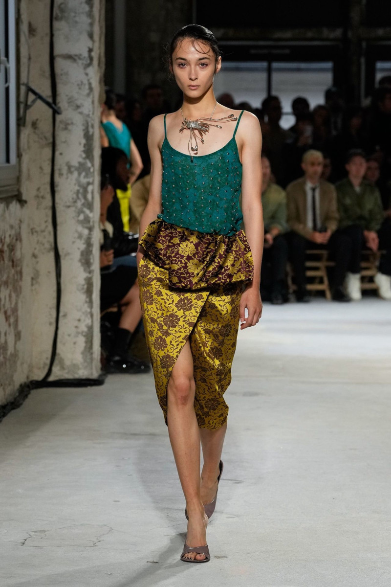 Dries van Noten fashion show for Spring/Summer 2025