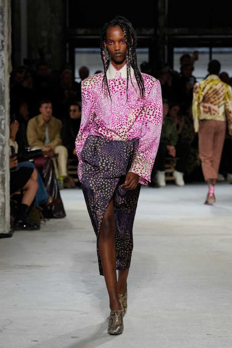 Dries van Noten fashion show for Spring/Summer 2025