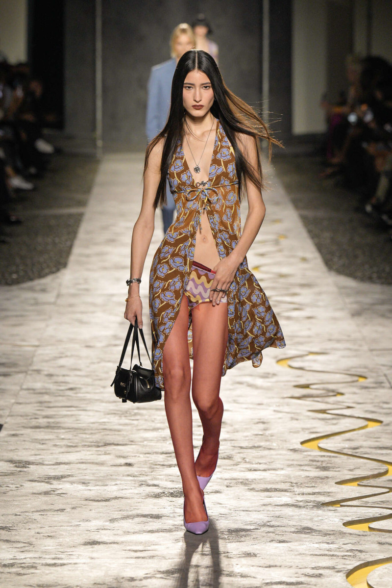 Luiza Perote featured in  the Versace fashion show for Spring/Summer 2025