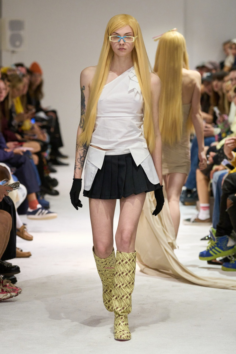 Ashley Williams fashion show for Spring/Summer 2025