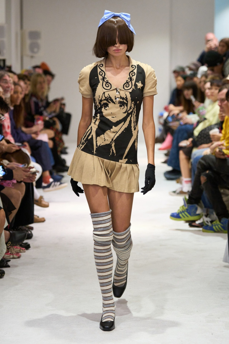 Ashley Williams fashion show for Spring/Summer 2025