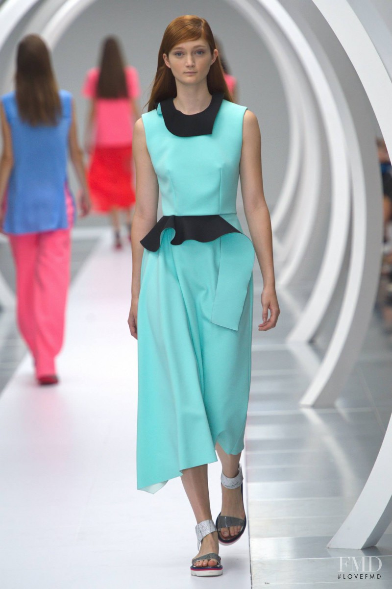 Sophie Touchet featured in  the Roksanda Ilincic fashion show for Spring/Summer 2015