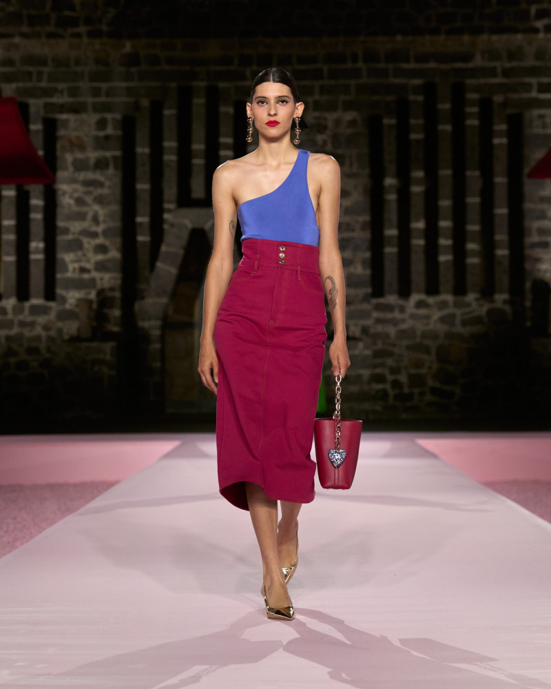 Stephanie Arose featured in  the Carolina Herrera fashion show for Resort 2025