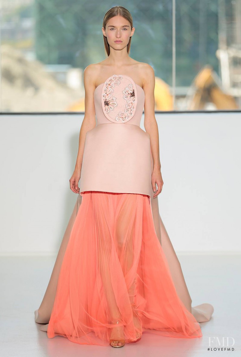 Manuela Frey featured in  the Delpozo fashion show for Spring/Summer 2015