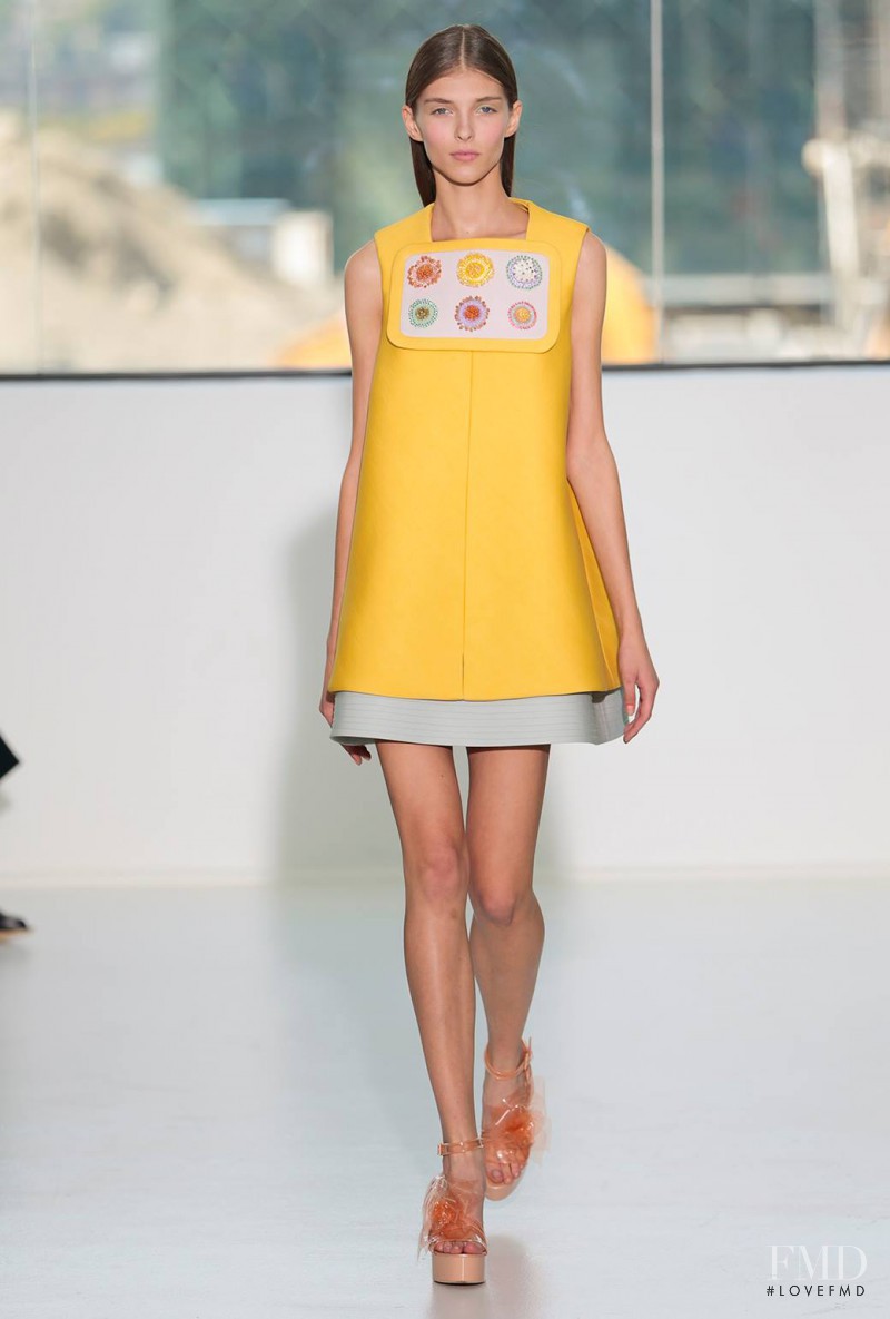 Anastasia Lagune featured in  the Delpozo fashion show for Spring/Summer 2015