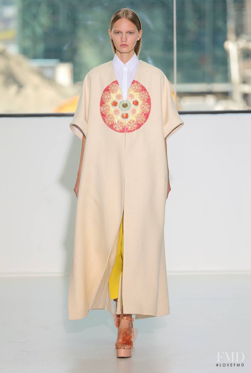 Ksenia Malanova featured in  the Delpozo fashion show for Spring/Summer 2015