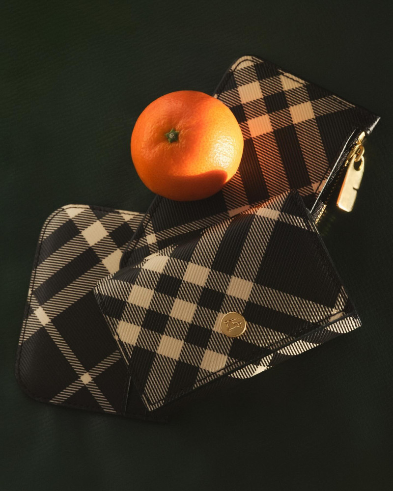Burberry Wrapped in Burberry: Friends & Family advertisement for Holiday 2024
