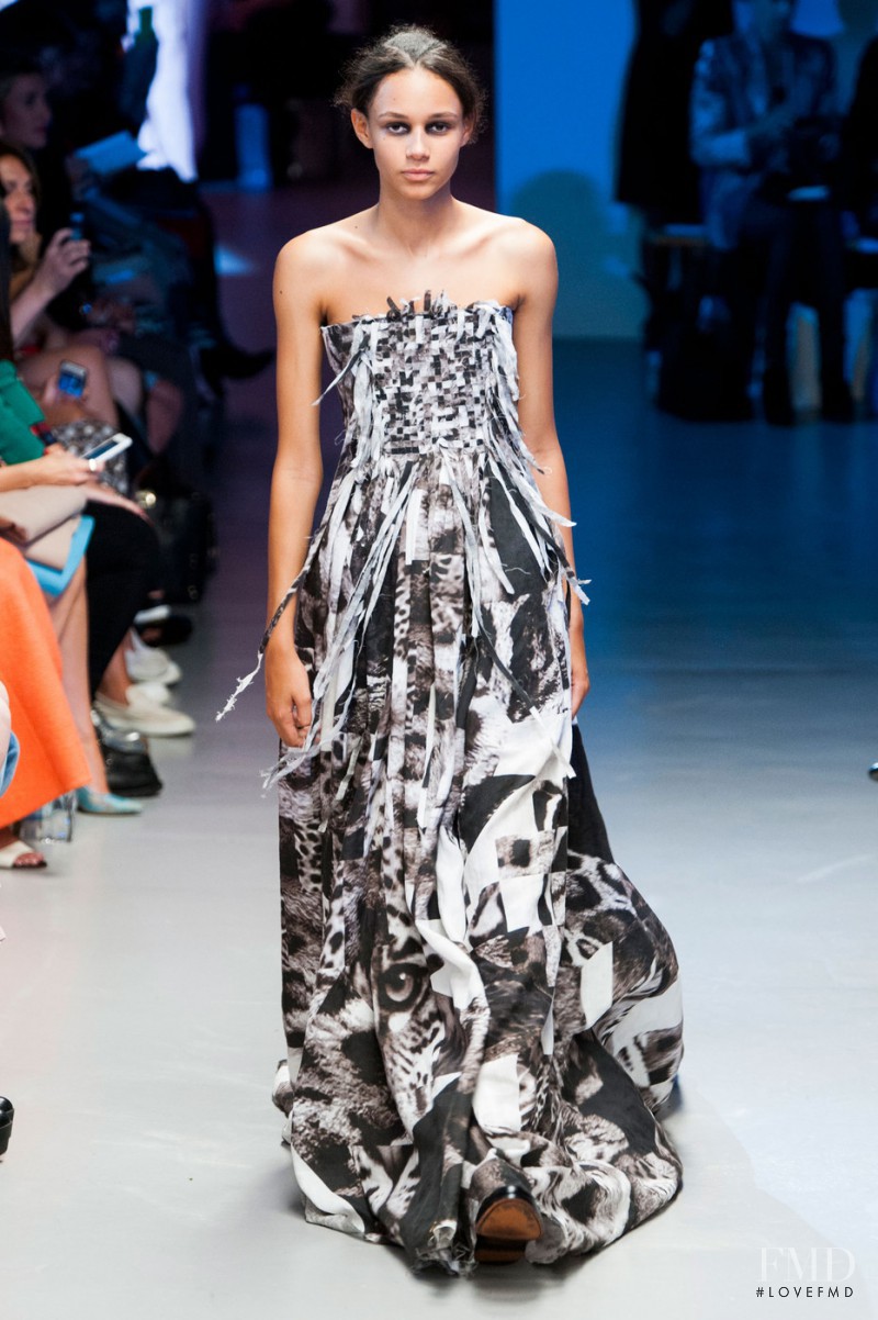 Binx Walton featured in  the Giles fashion show for Spring/Summer 2015
