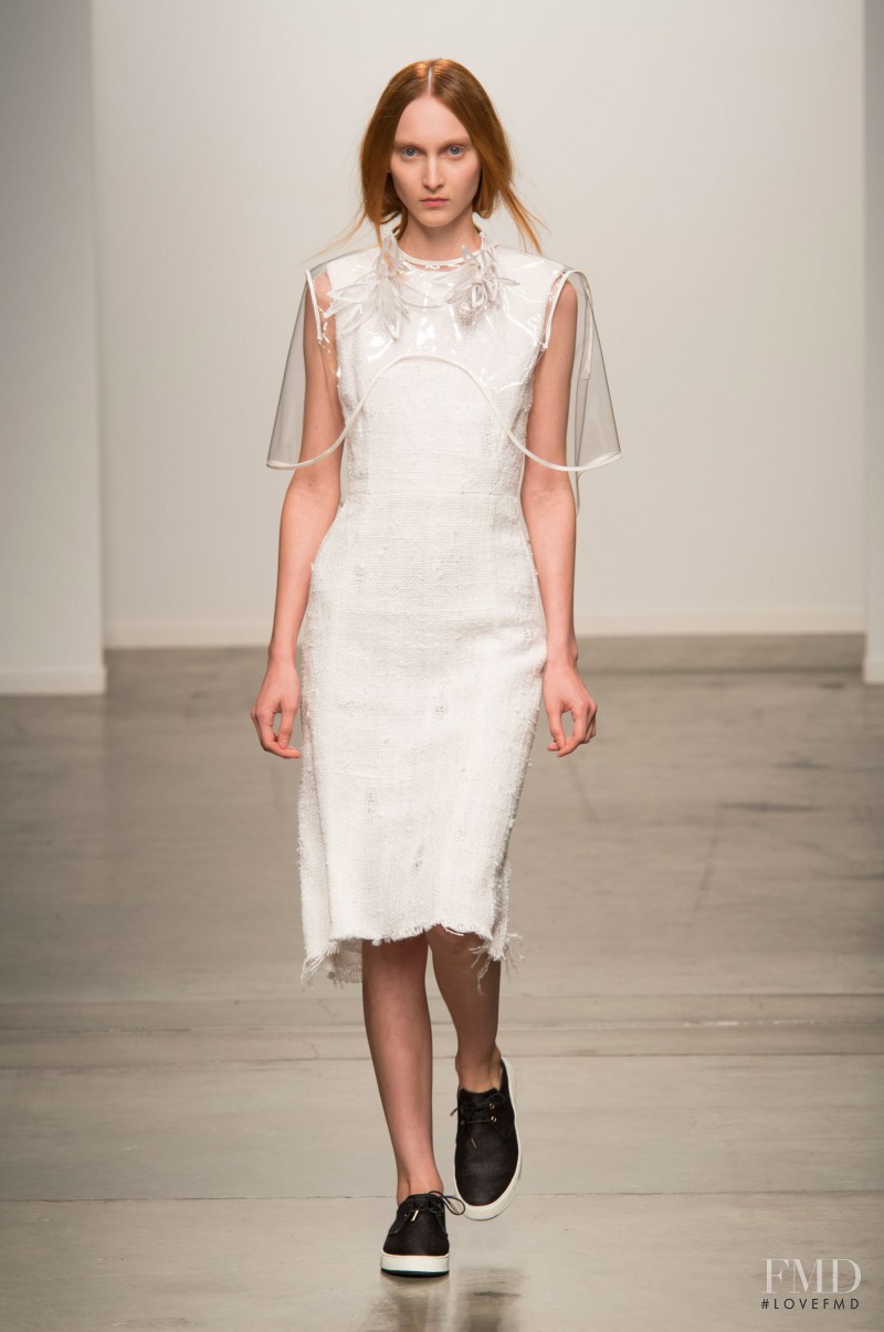 Nika Cole featured in  the Osklen fashion show for Spring/Summer 2015