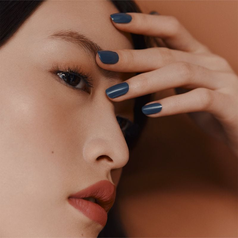 Shu Yan Ji featured in  the Hermes Beauty advertisement for Winter 2024