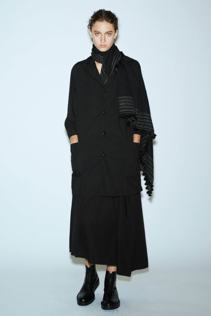 Y\'s by Yohji Yamamoto lookbook for Spring/Summer 2025