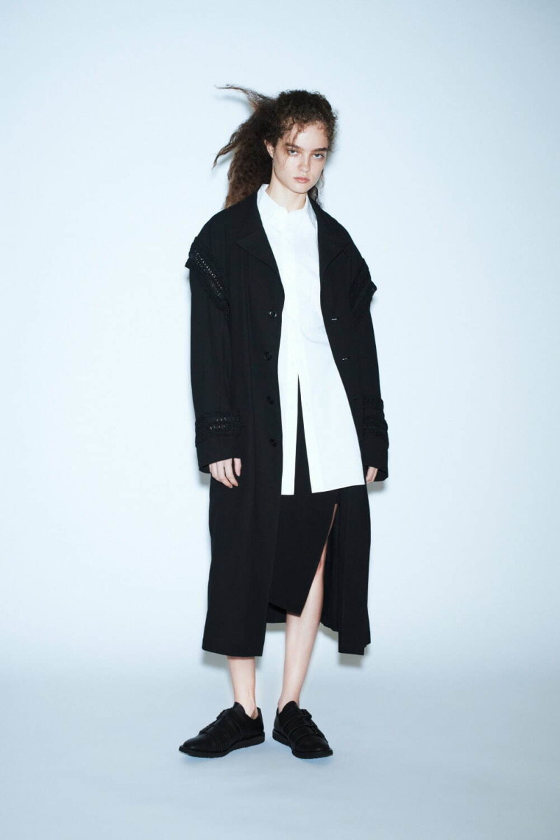 Y\'s by Yohji Yamamoto lookbook for Spring/Summer 2025