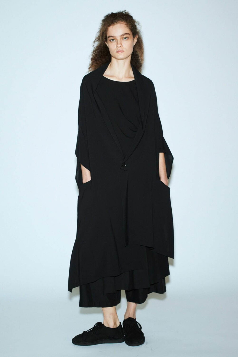 Y\'s by Yohji Yamamoto lookbook for Spring/Summer 2025