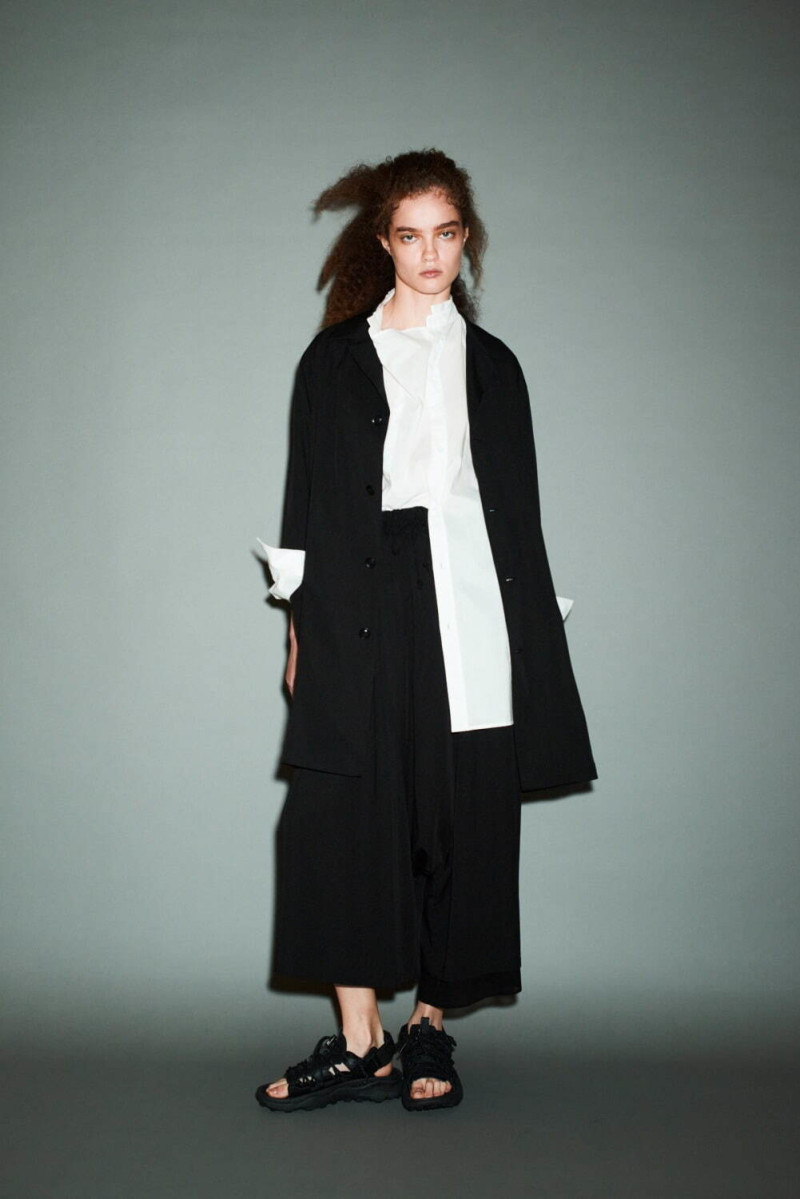 Y\'s by Yohji Yamamoto lookbook for Spring/Summer 2025