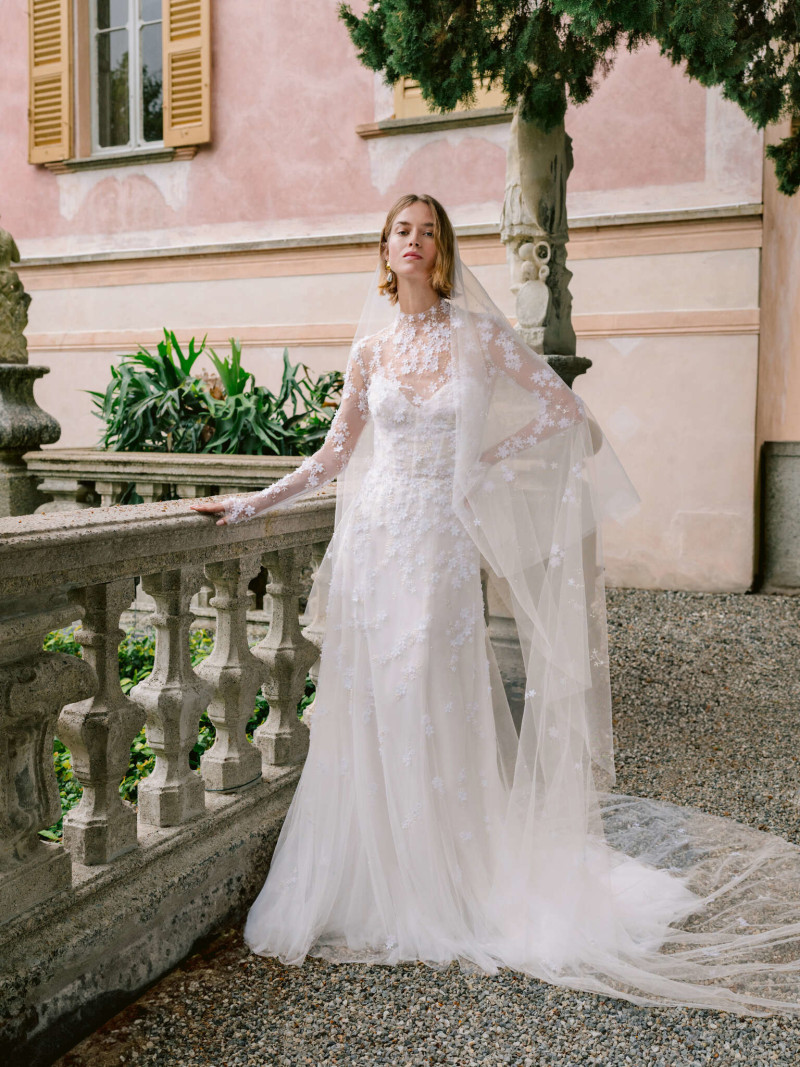 Monique Lhuillier Bridal lookbook for Fall 2025