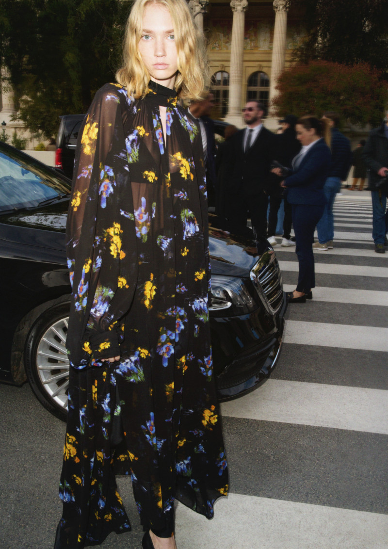 H&M Studio advertisement for Pre-Spring 2025