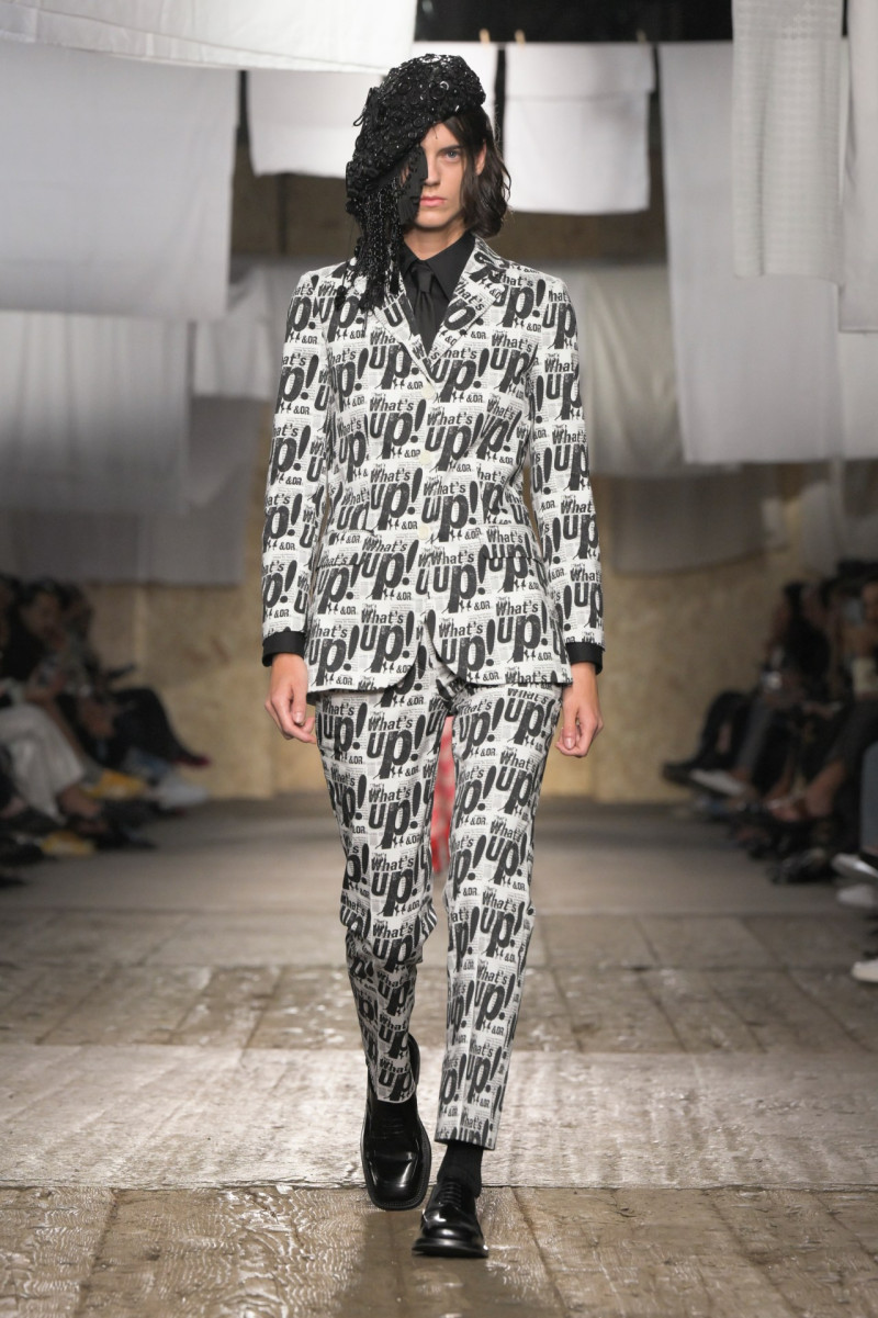 Miriam Sanchez featured in  the Moschino fashion show for Spring/Summer 2025