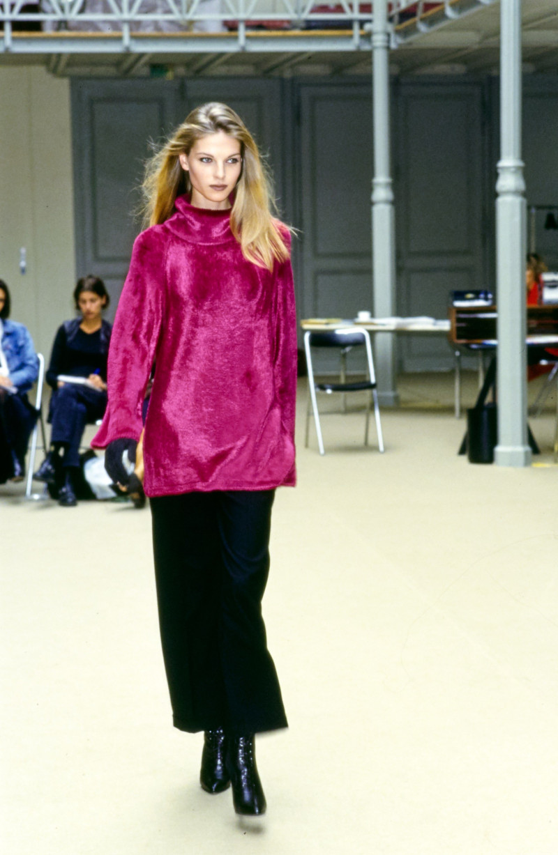 Alaia fashion show for Autumn/Winter 1992