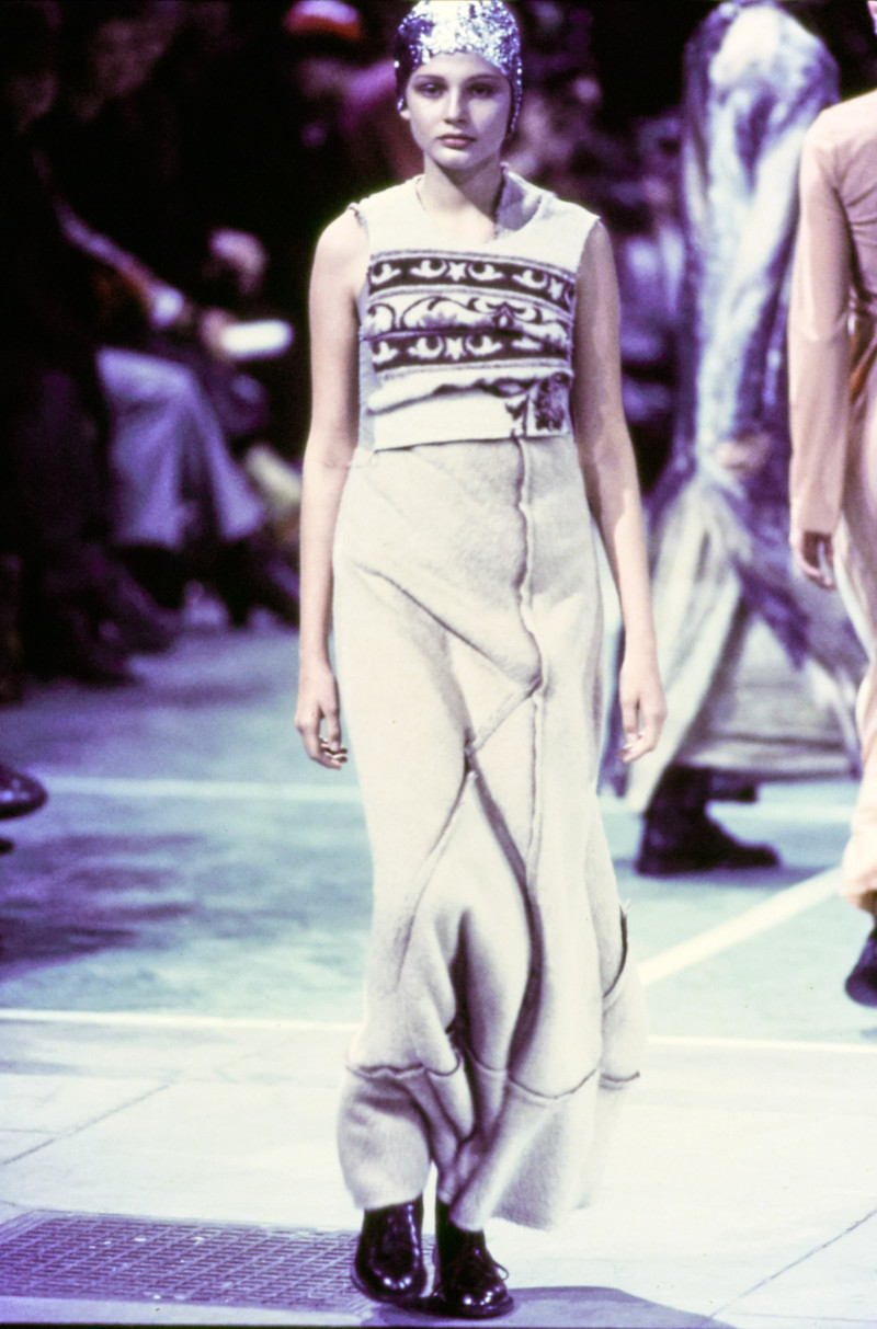 Bridget Hall featured in  the Comme des Garçons fashion show for Autumn/Winter 1993