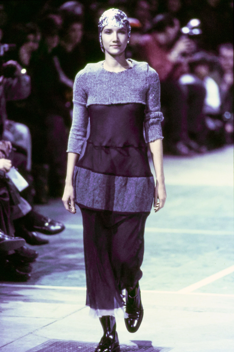Comme des Garçons fashion show for Autumn/Winter 1993