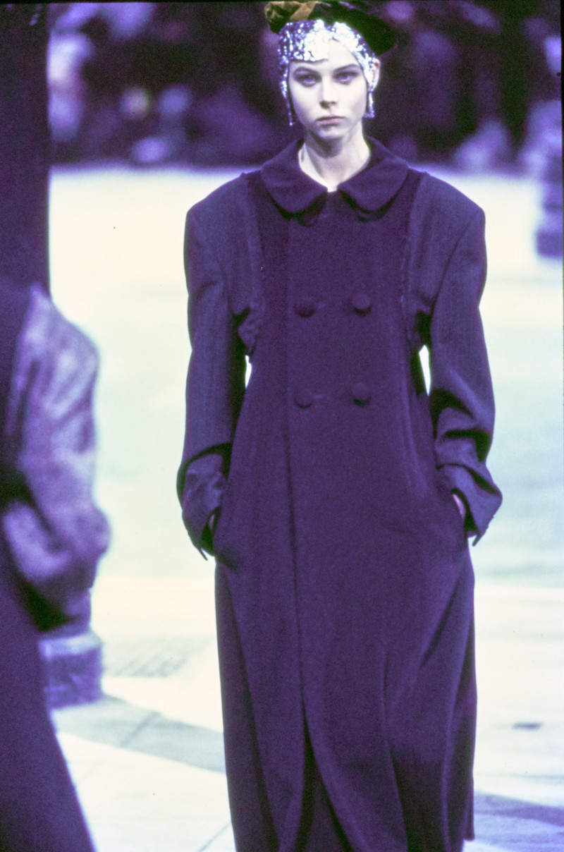 Comme Des Garcons fashion show for Autumn/Winter 1993