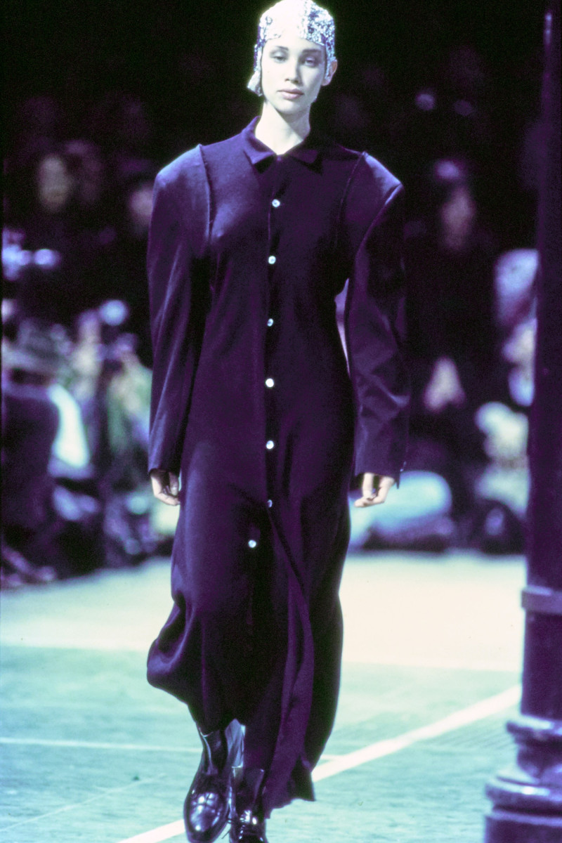 Comme Des Garcons fashion show for Autumn/Winter 1993