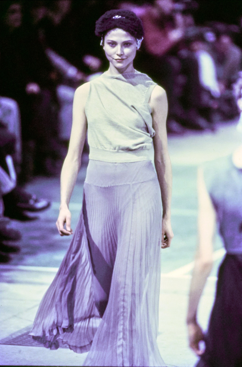 Comme Des Garcons fashion show for Autumn/Winter 1993