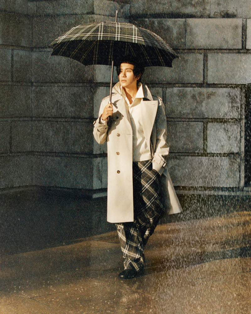 Burberry London in Love 2025 Campaign advertisement for Spring/Summer 2025