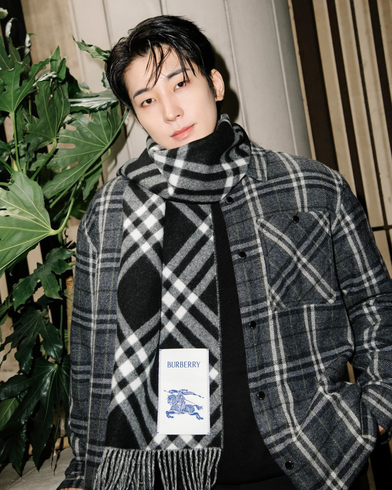 Burberry London in Love 2025 Campaign advertisement for Spring/Summer 2025
